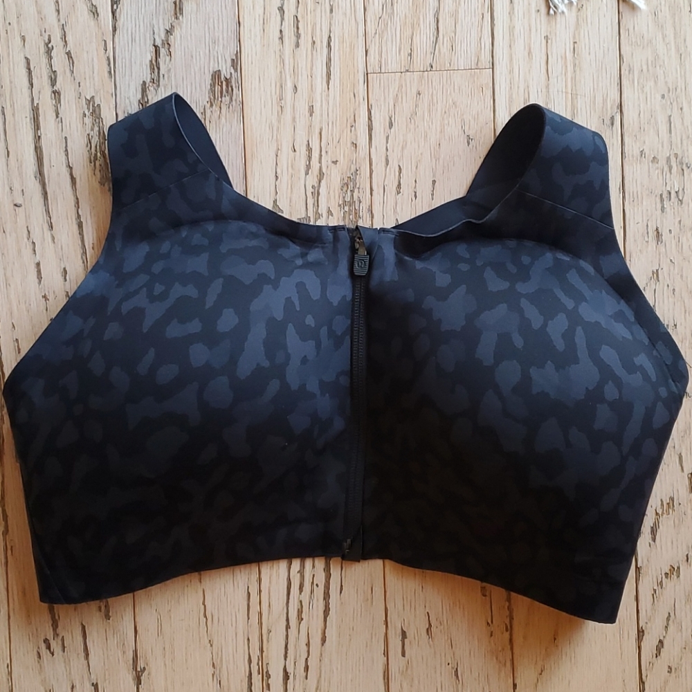Lululemon Enlight Bra E36